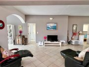 Lagkada bei Makry Gialos MIT BESICHTIGUNGSVIDEO! Kreta, Makry Gialos: 4-Zimmer-Erdgeschosswohnung in Strandnähe zu verkaufen Wohnung kaufen